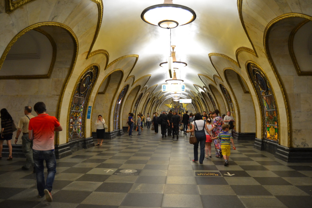 Metro Novoslobodskaya, Moscu, Rusia