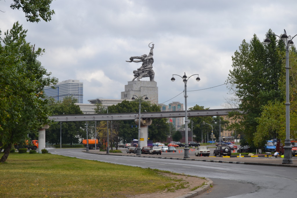 Monumento Obrero y Koljosiana, Moscu, Rusia