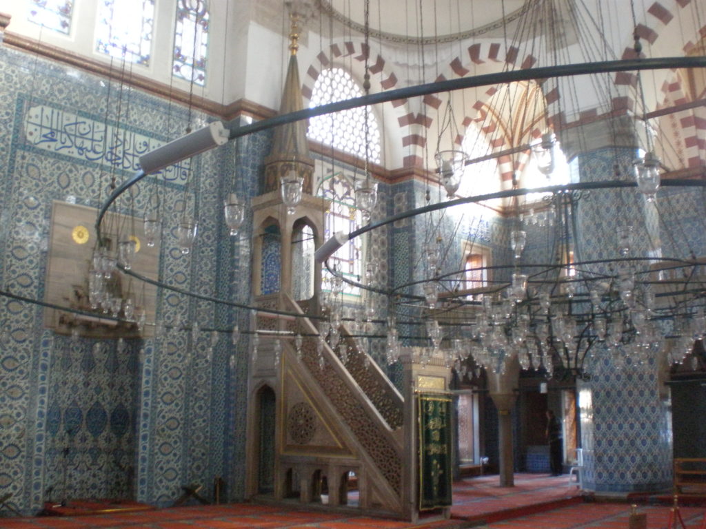 Mezquita de Rüstem Paşa, Estambul, Turquía