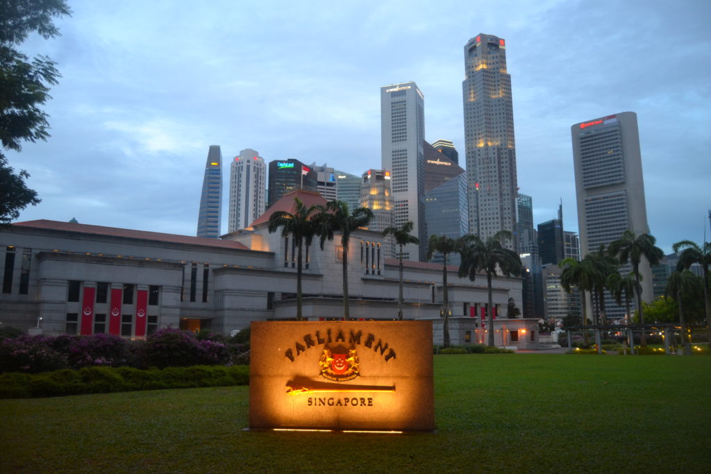 Parlamento, Singapur