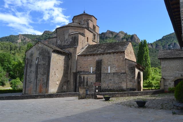 Iglesia de Santa Maria, Santa Cruz de la Seros, Huesca, España