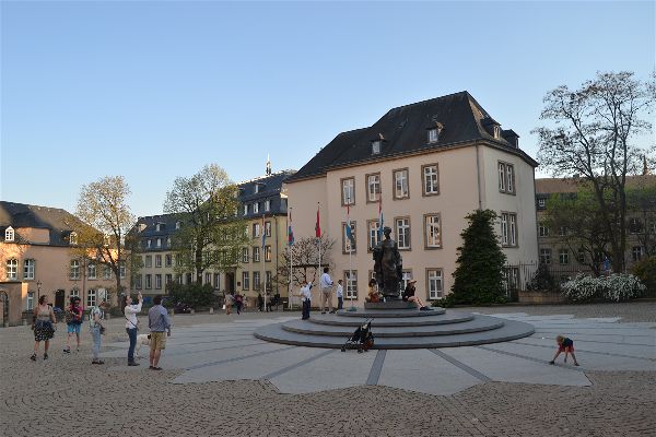 Plaza de Clairefontaine, Luxemburgo City, Luxemburgo
