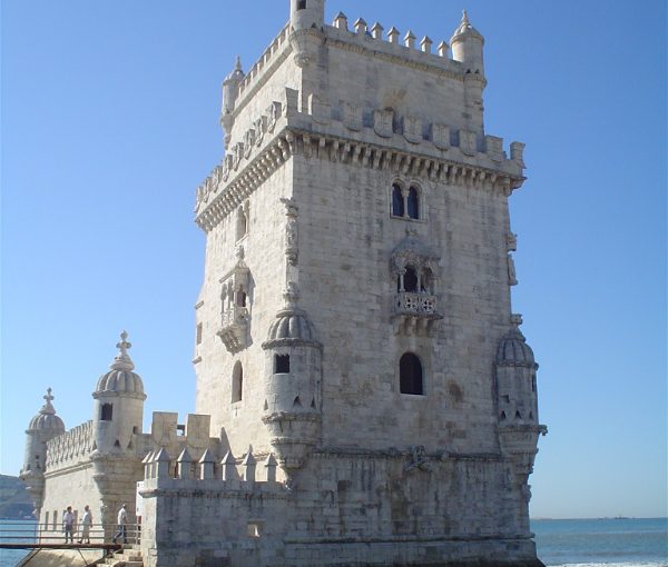 Diario Lisboa (Portugal) – Octubre 2006: Dia 2: Belem (Monasterio de los Jerónimos, Monumento Descubridores, Torre de Belem), Chiado, Barrio Alto (Elevadores de Gracia, Lavra y Bica)