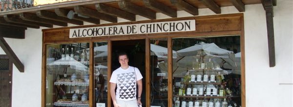 Chinchón (Madrid): Anís, Plaza y Mesón
