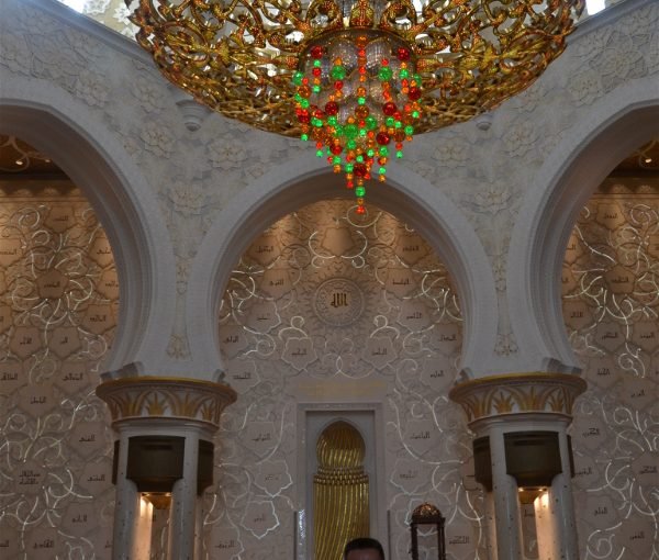 Diario Dubai (EAU) – Noviembre 2013: Día 3: Abu Dabi: Etihad Towers, Emirates Palace Hotel, Sheikh Zayed Mosque, Dubai: Marina, Ibn Batutta Mall