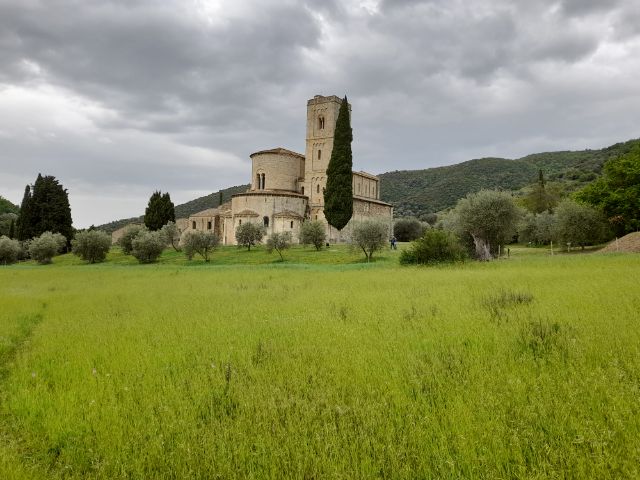 Diario Toscana / Cinque Terre  (Italia)- Mayo 2022: Día 7: Abadía de Sant’Antimo, Montalcino, San Quirico d’Orcia