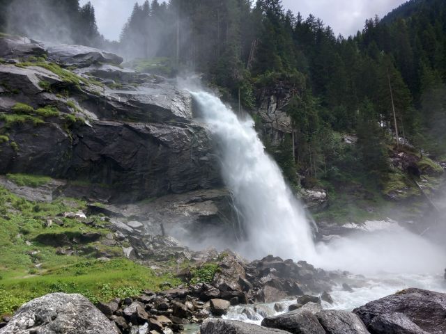 Diario Austria, Liechtenstein, Suiza Oriental y Alemania Meridional – Julio 2024: Día 5: Bischofshofen – Liechtensteinklamm – Krimml Waterfall – Innsbruck – Thaur