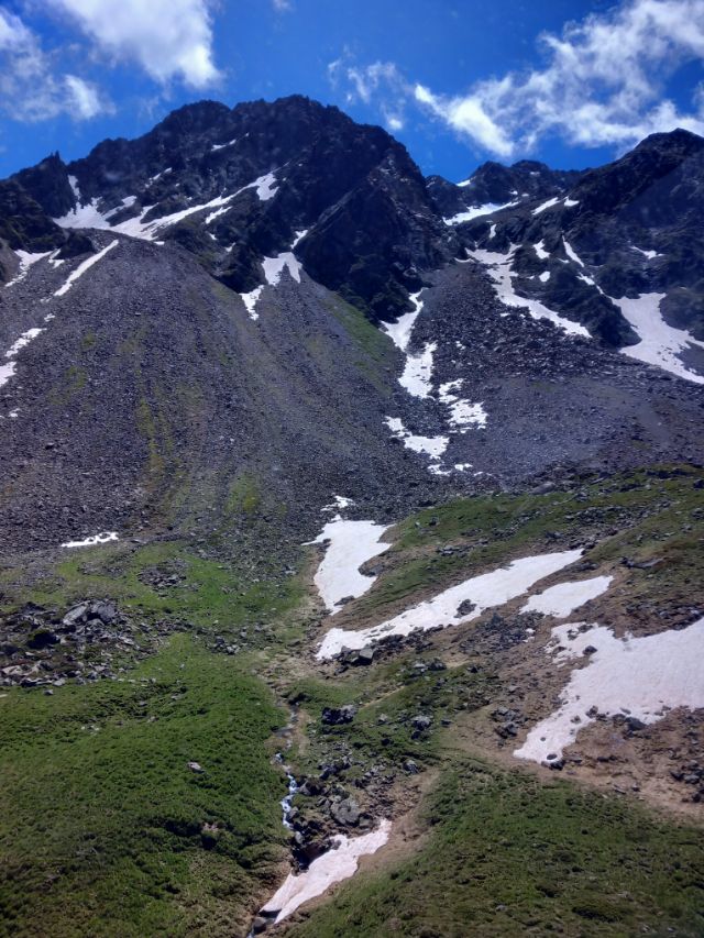 La imagen tiene un atributo ALT vacío; su nombre de archivo es Stubai-Glacier-140.jpg