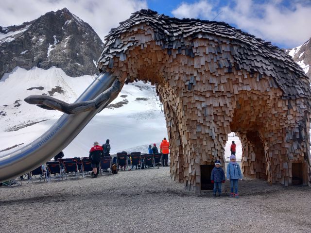 La imagen tiene un atributo ALT vacío; su nombre de archivo es Stubai-Glacier-59.jpg