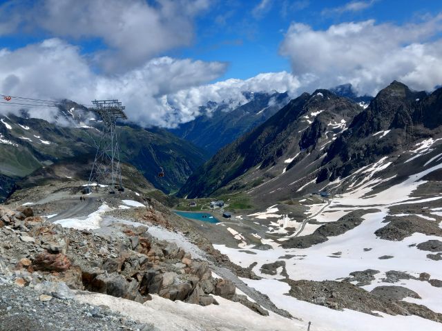 La imagen tiene un atributo ALT vacío; su nombre de archivo es Stubai-Glacier-81.jpg