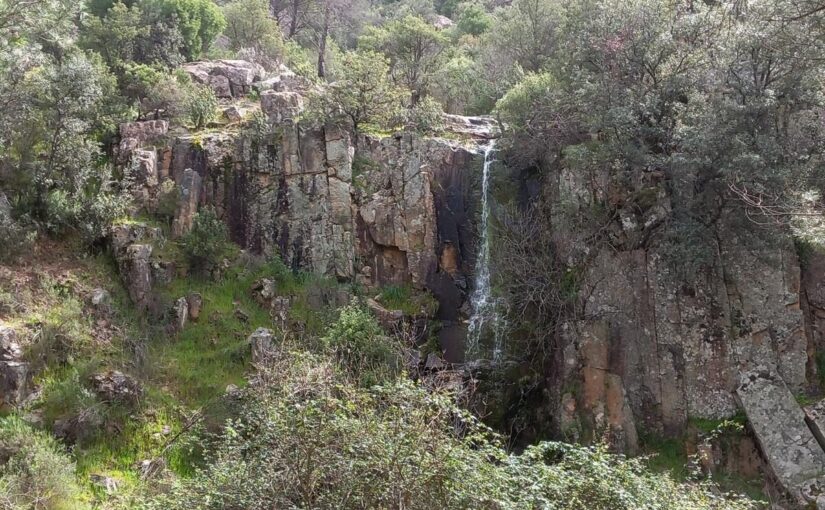 Ruta a la Chorrera del arroyo de la Hoz y Mirador Almenara (Valdemaqueda)