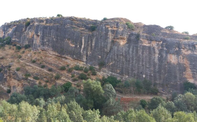 Yacimiento arqueológico de la Dehesa de la Oliva, Presa del Pontón de la Oliva y Cañón del río Lozoya